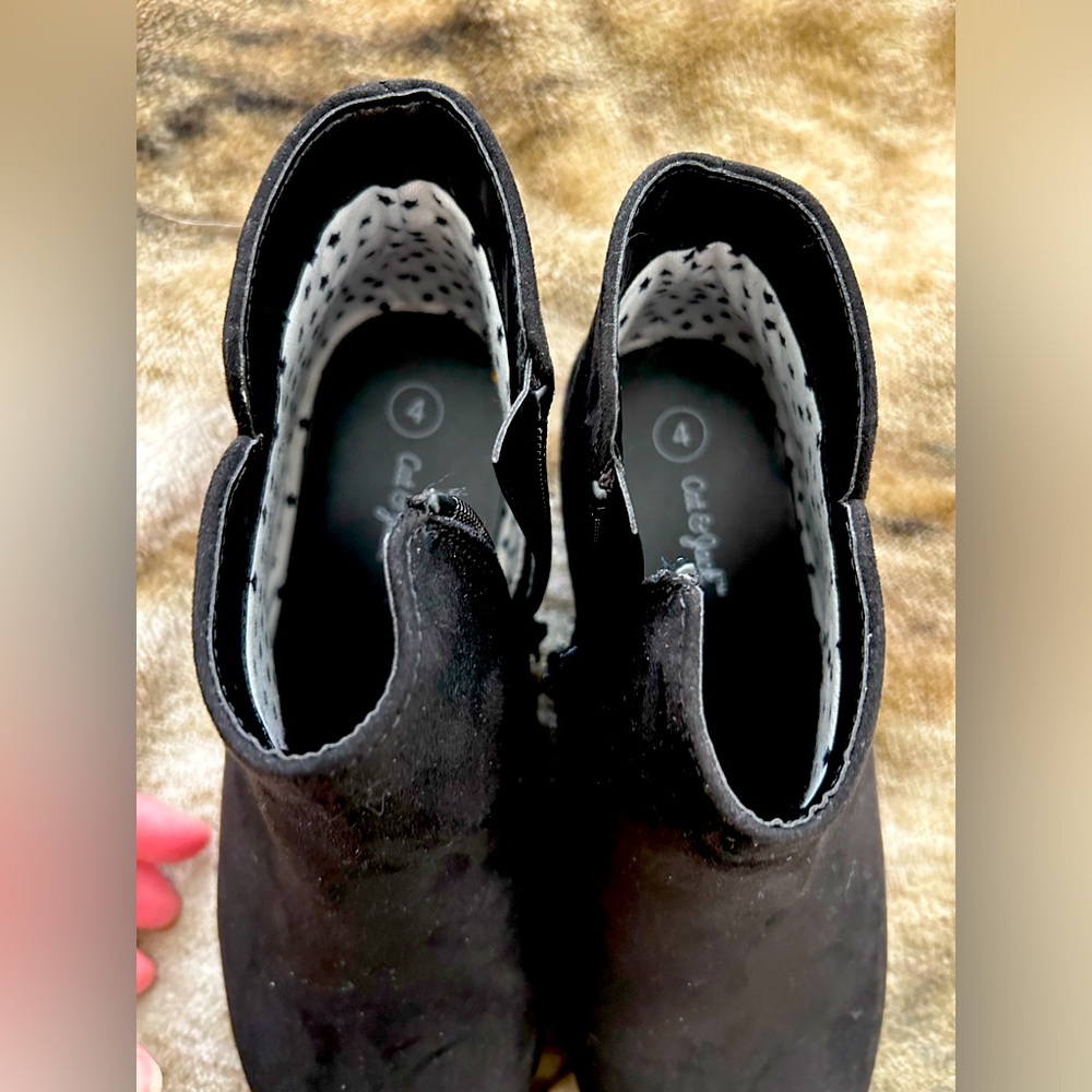 Cat & jack size 4 brand new never worn